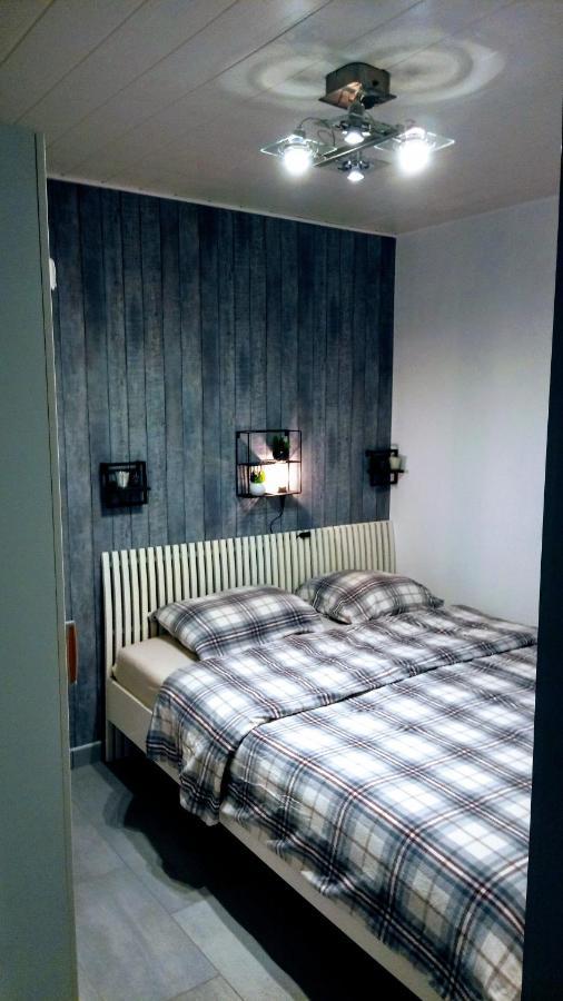Maas Chalet Aldeneik Maaseik Εξωτερικό φωτογραφία